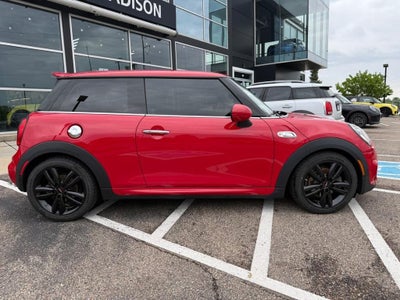 2017 MINI HARDTOP 2 DOOR Base