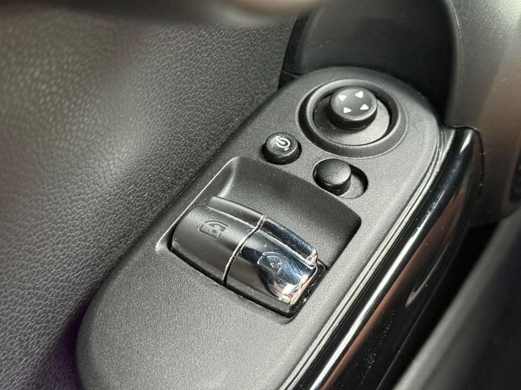 2017 MINI HARDTOP 2 DOOR Base
