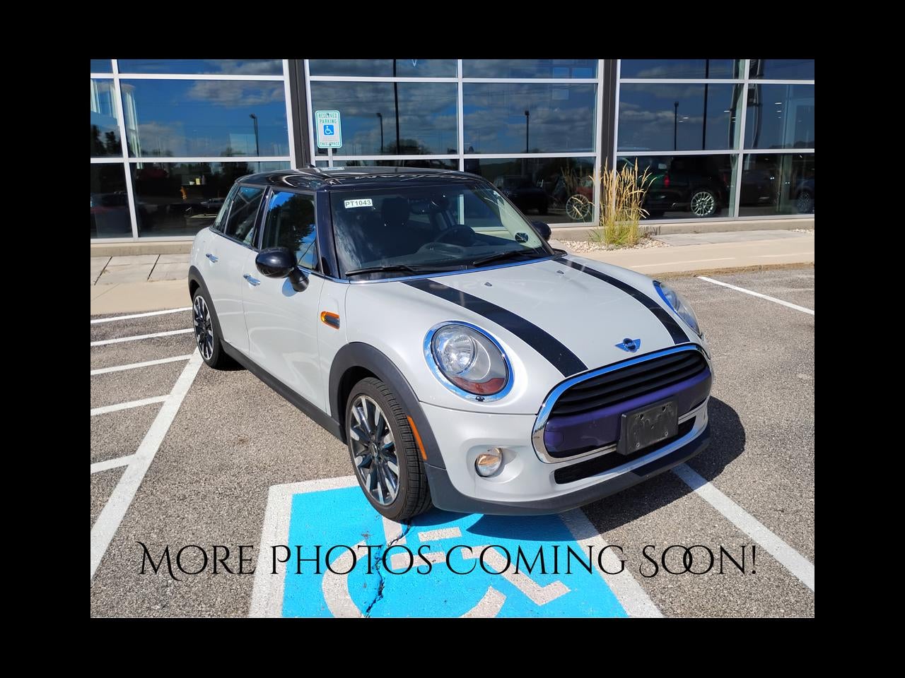 2016 MINI HARDTOP 4 DOOR Base