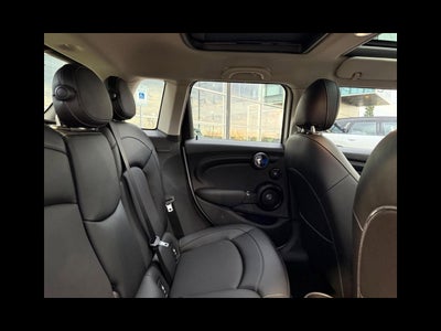 2016 MINI HARDTOP 4 DOOR Base
