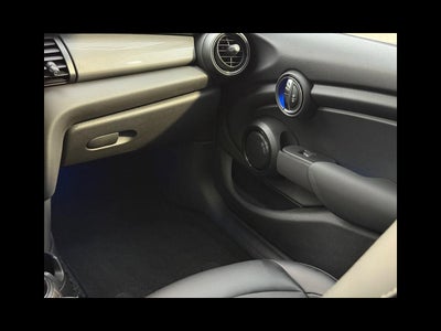 2016 MINI HARDTOP 4 DOOR Base