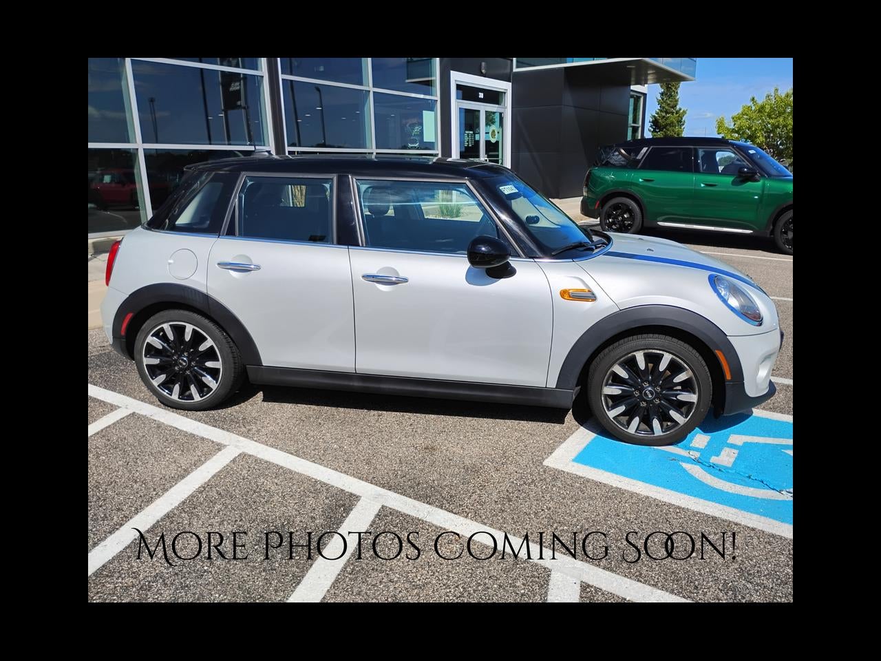 2016 MINI HARDTOP 4 DOOR Base