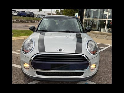 2016 MINI HARDTOP 4 DOOR Base