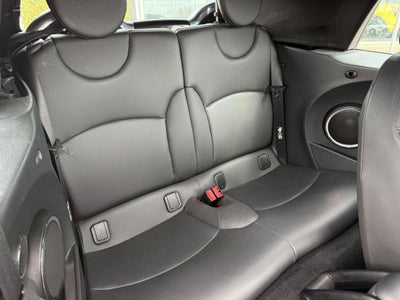 2011 MINI CONVERTIBLE Base