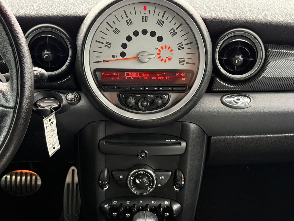 2011 MINI CONVERTIBLE Base