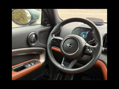 2022 MINI COUNTRYMAN ICONIC