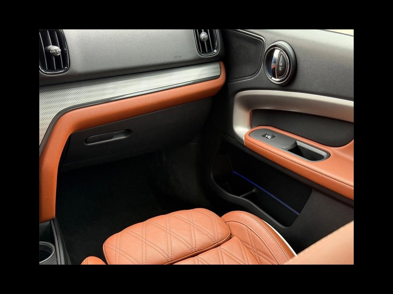 2022 MINI COUNTRYMAN ICONIC