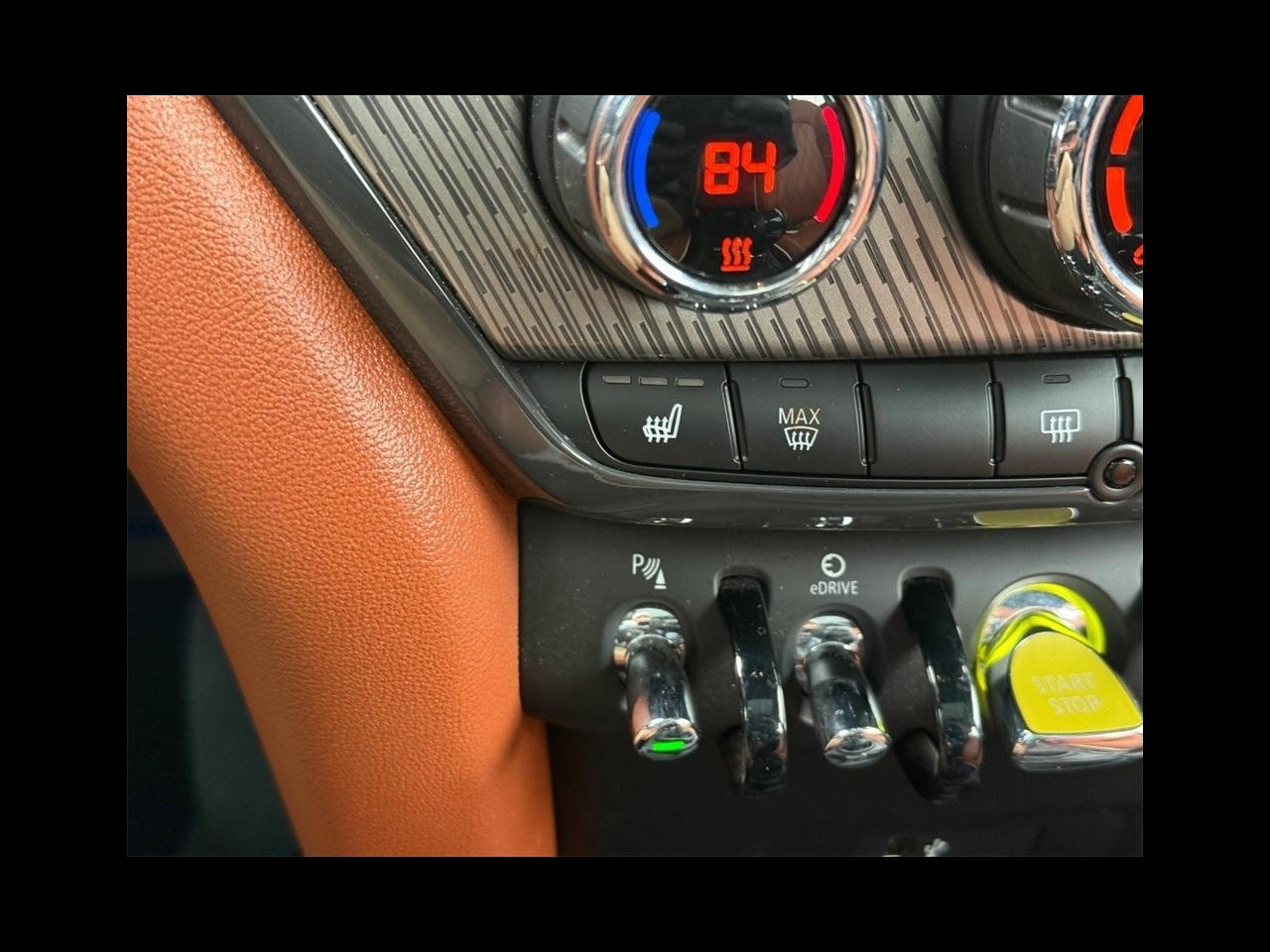 2022 MINI COUNTRYMAN ICONIC