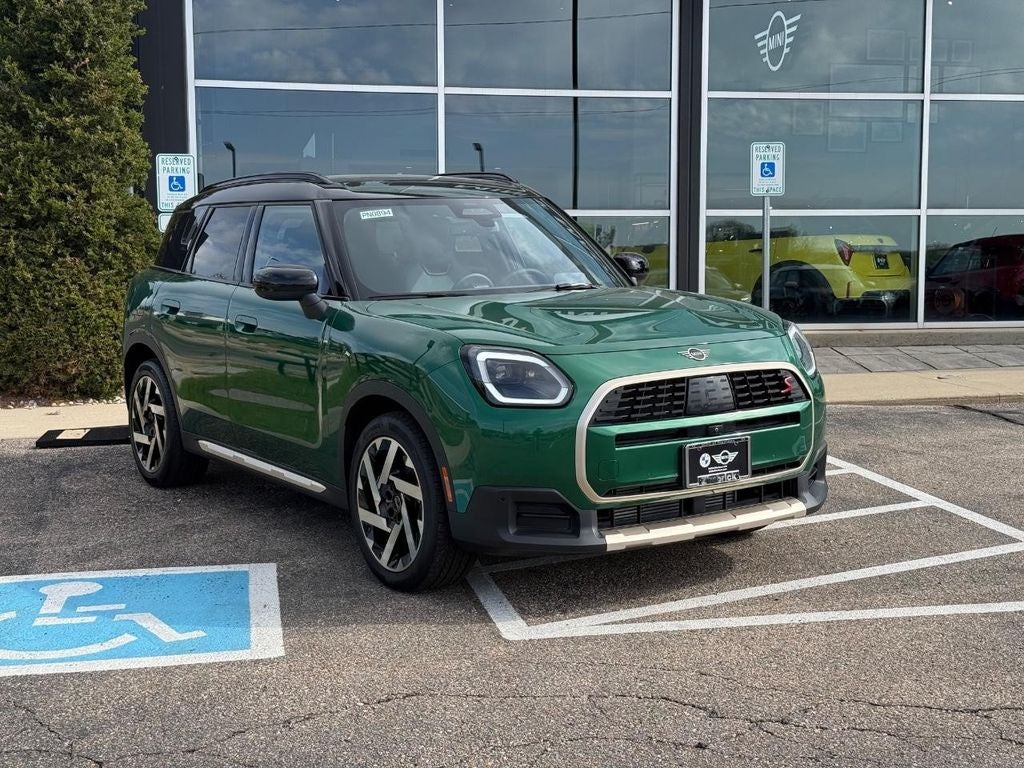 2025 MINI Countryman S ALL4's photo