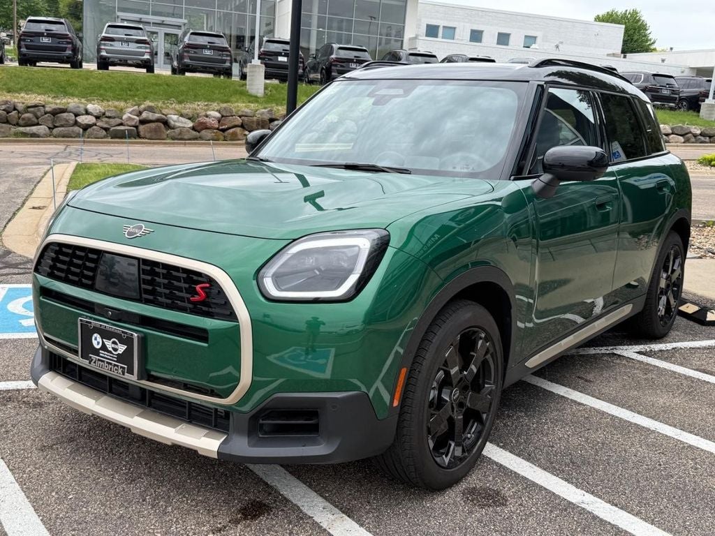 2025 MINI COUNTRYMAN Iconic