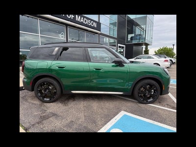 2025 MINI COUNTRYMAN Iconic