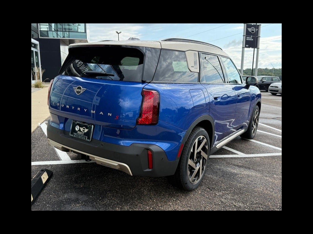 2026 MINI COUNTRYMAN SIGNATURE PLUS