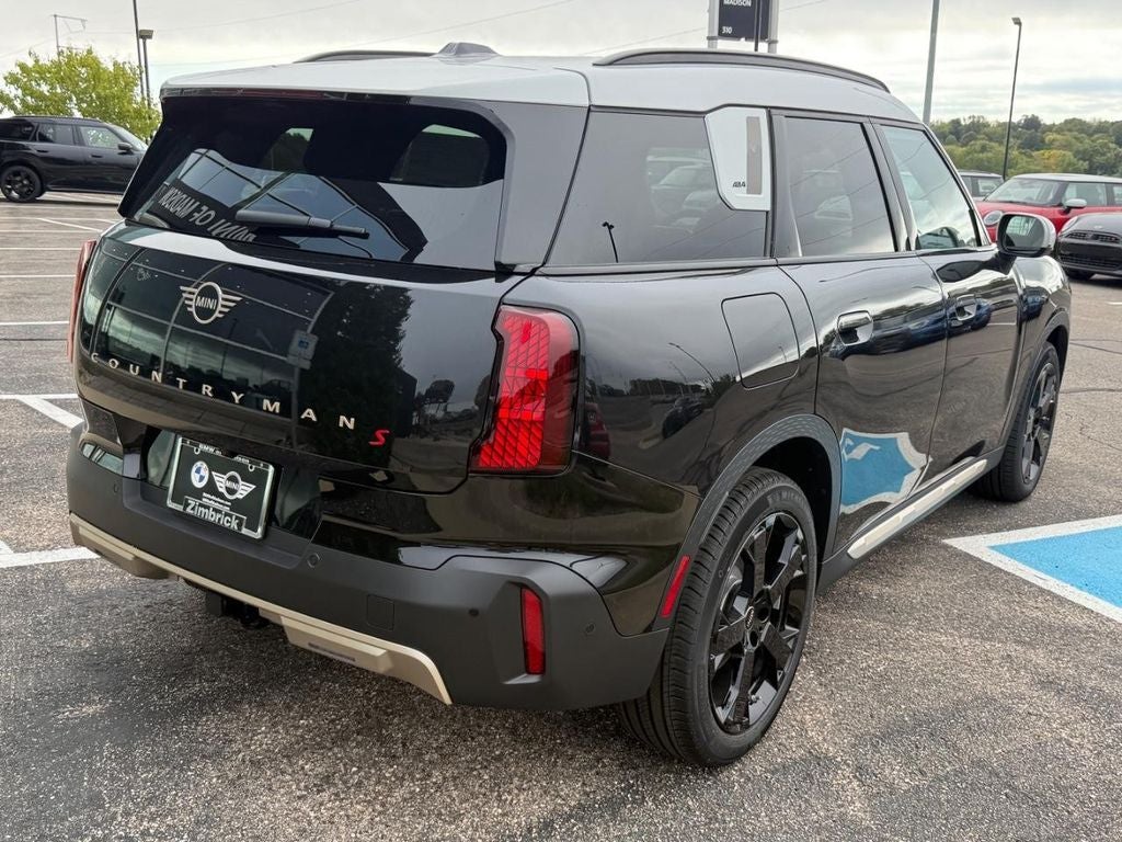 2026 MINI COUNTRYMAN ICONIC