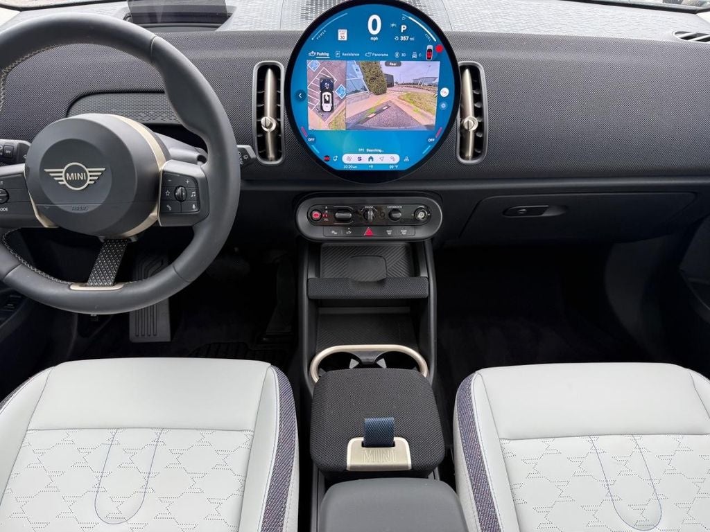 2026 MINI COUNTRYMAN Iconic