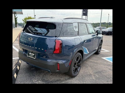2026 MINI COUNTRYMAN Iconic