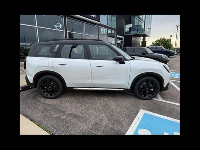 2027 MINI COUNTRYMAN SIGNATURE PLUS