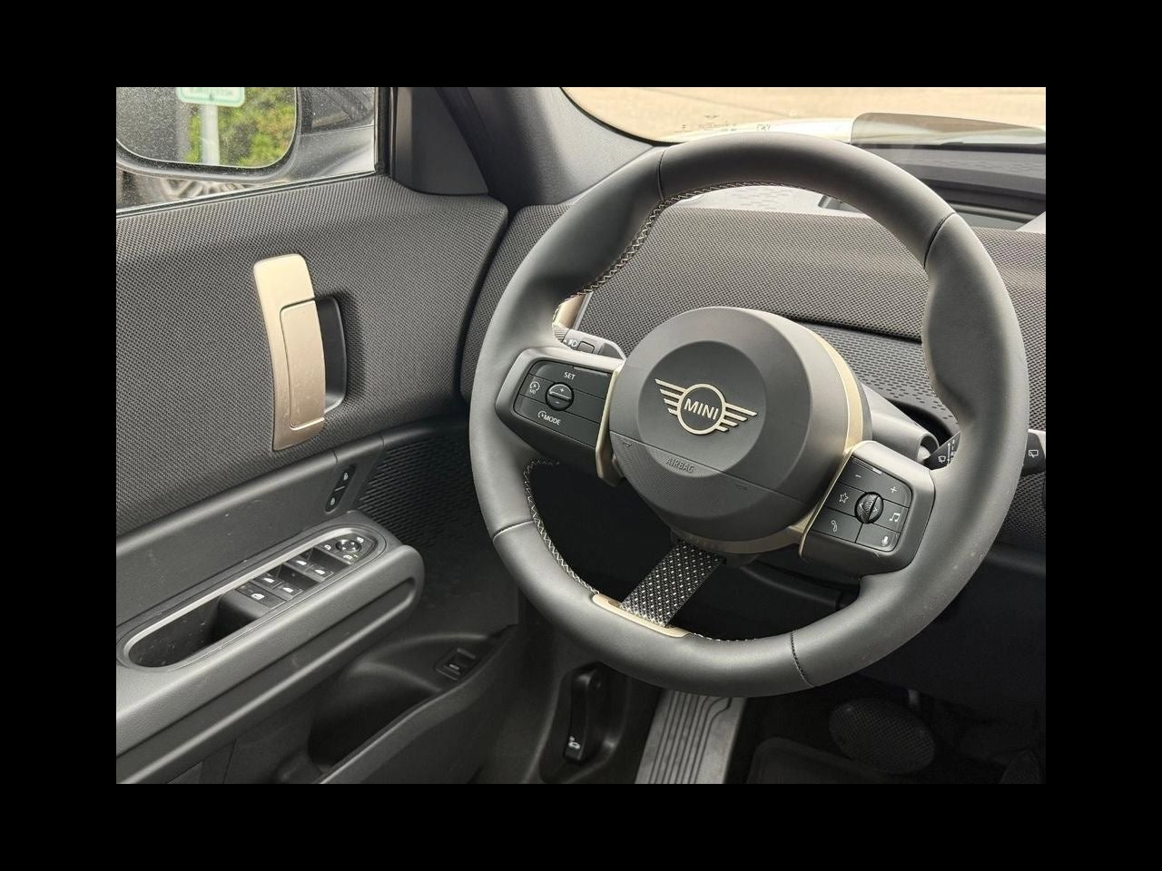 2027 MINI COUNTRYMAN SIGNATURE PLUS