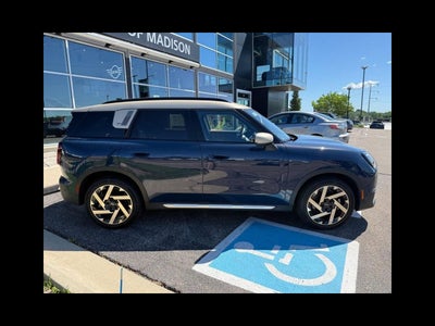 2025 MINI COUNTRYMAN Iconic