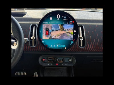 2025 MINI COUNTRYMAN Iconic