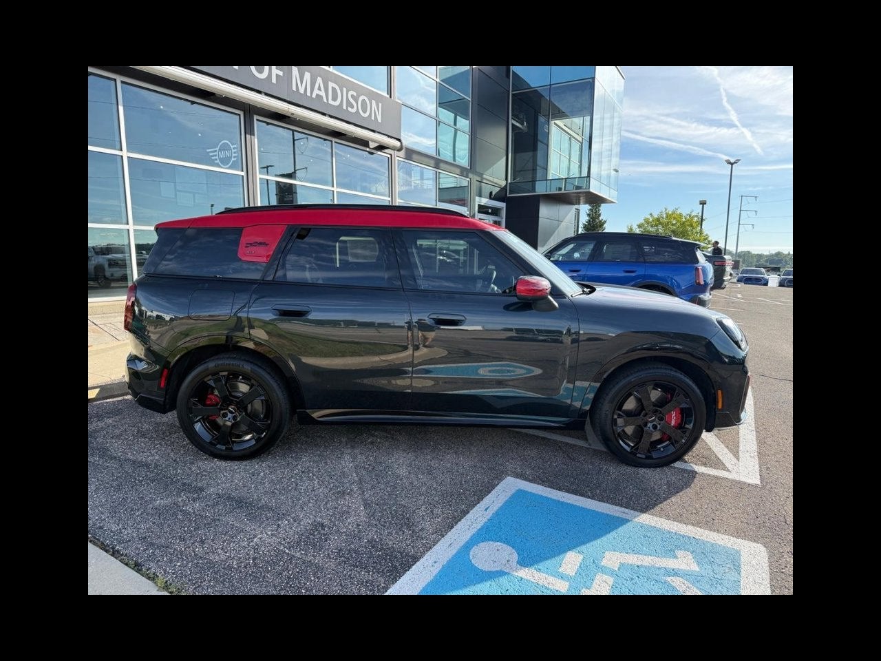 2025 MINI COUNTRYMAN Iconic