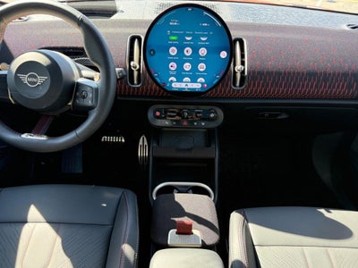 2025 MINI COUNTRYMAN Iconic