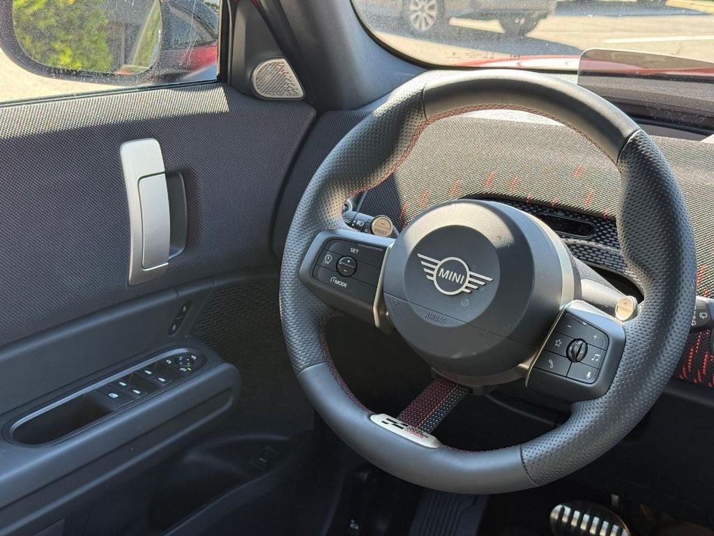 2025 MINI COUNTRYMAN Iconic