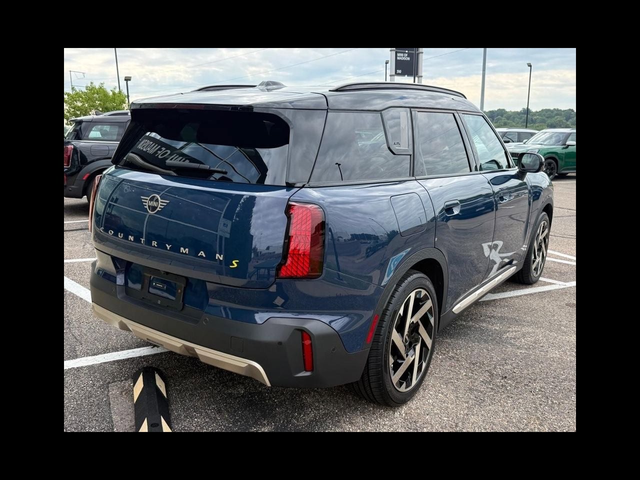 2025 MINI COUNTRYMAN Iconic
