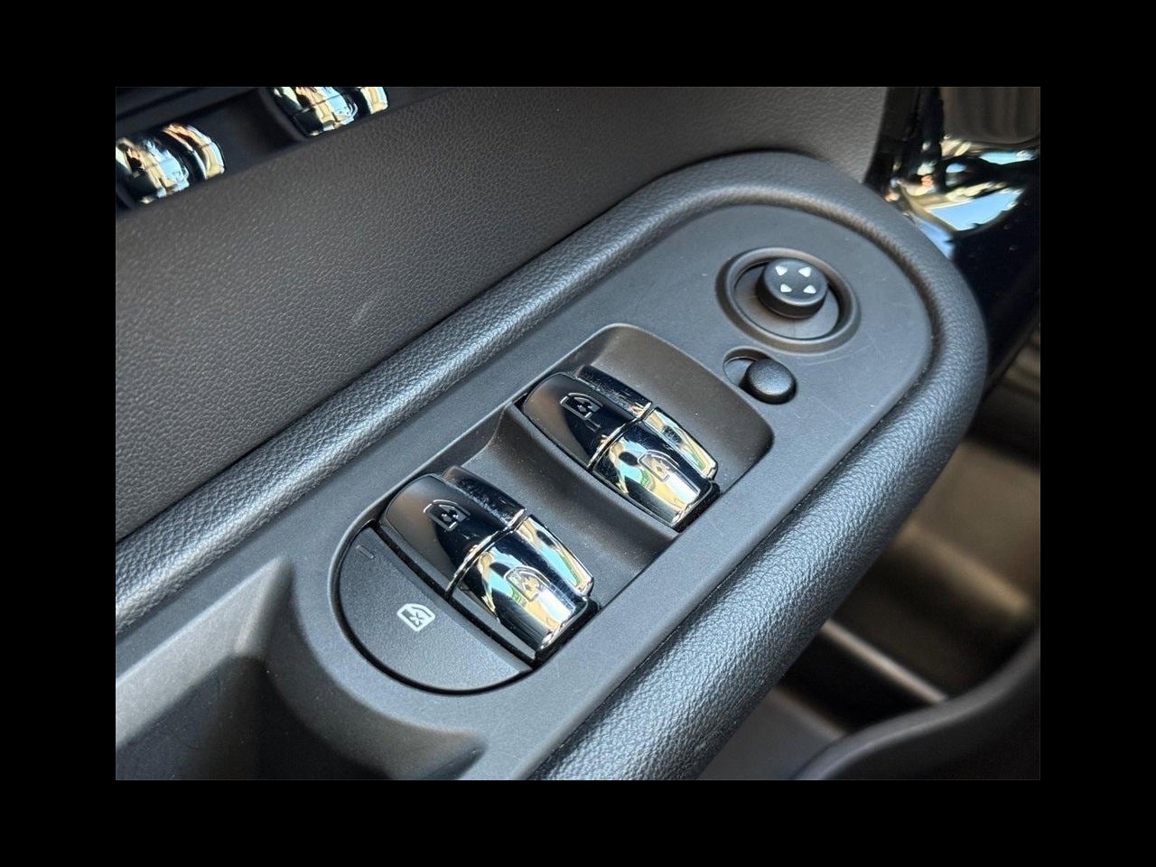 2021 MINI COUNTRYMAN SIGNATURE