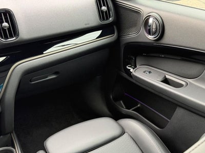 2024 MINI COUNTRYMAN Signature