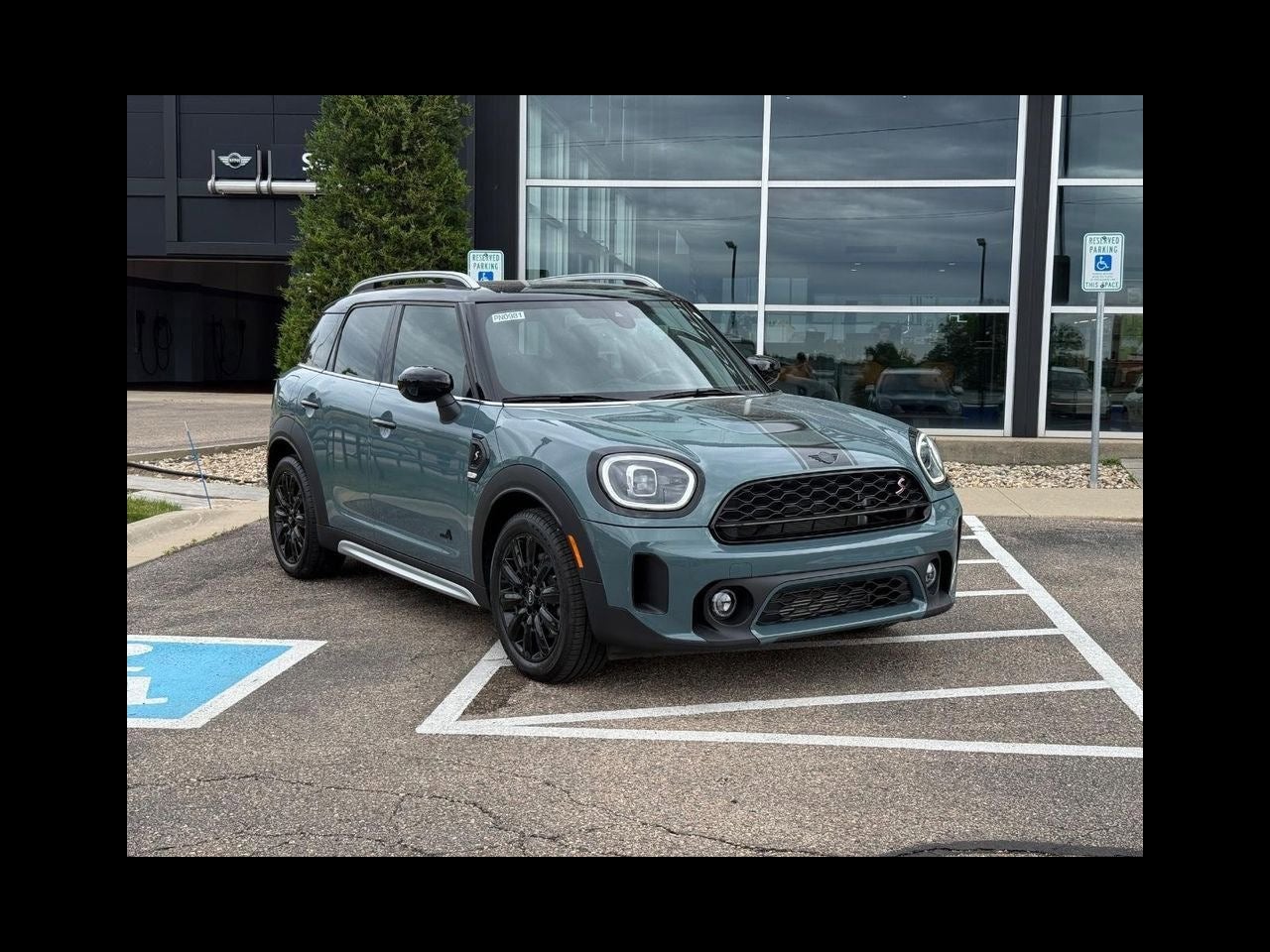2024 MINI COUNTRYMAN Signature