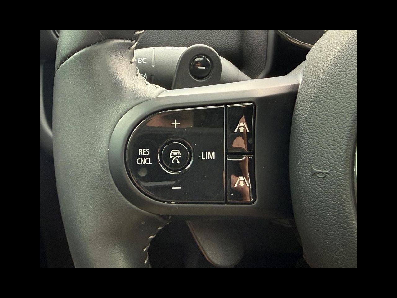 2024 MINI COUNTRYMAN Signature
