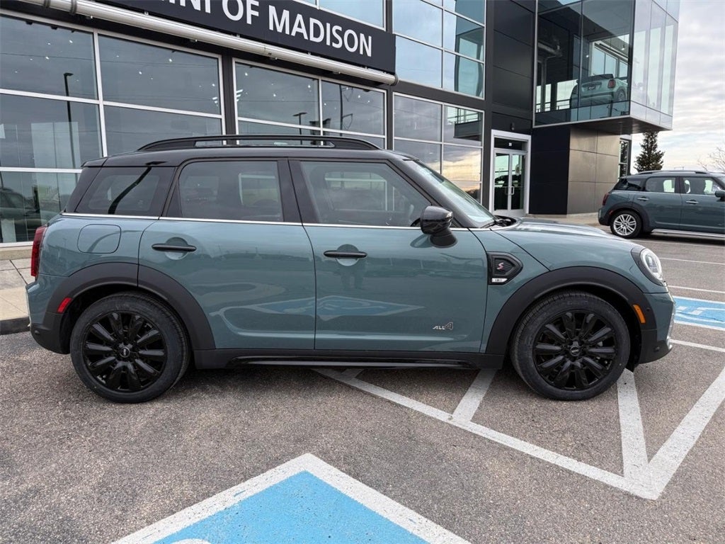 2022 MINI Countryman All4 Iconic
