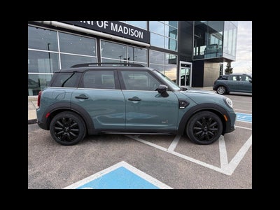 2022 MINI COUNTRYMAN ICONIC