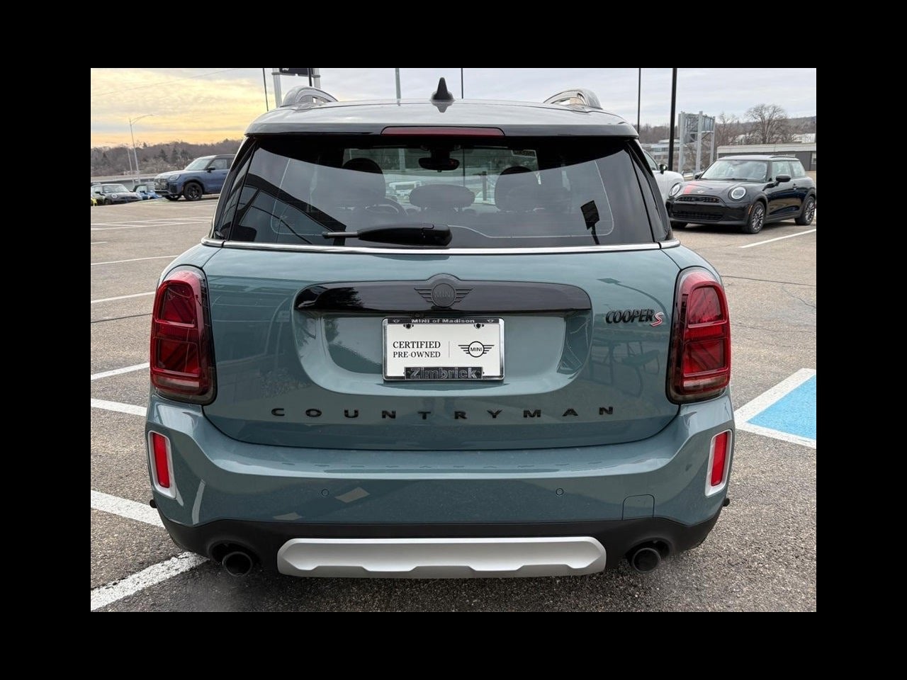 2022 MINI COUNTRYMAN ICONIC