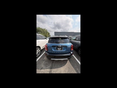 2018 MINI COUNTRYMAN Base