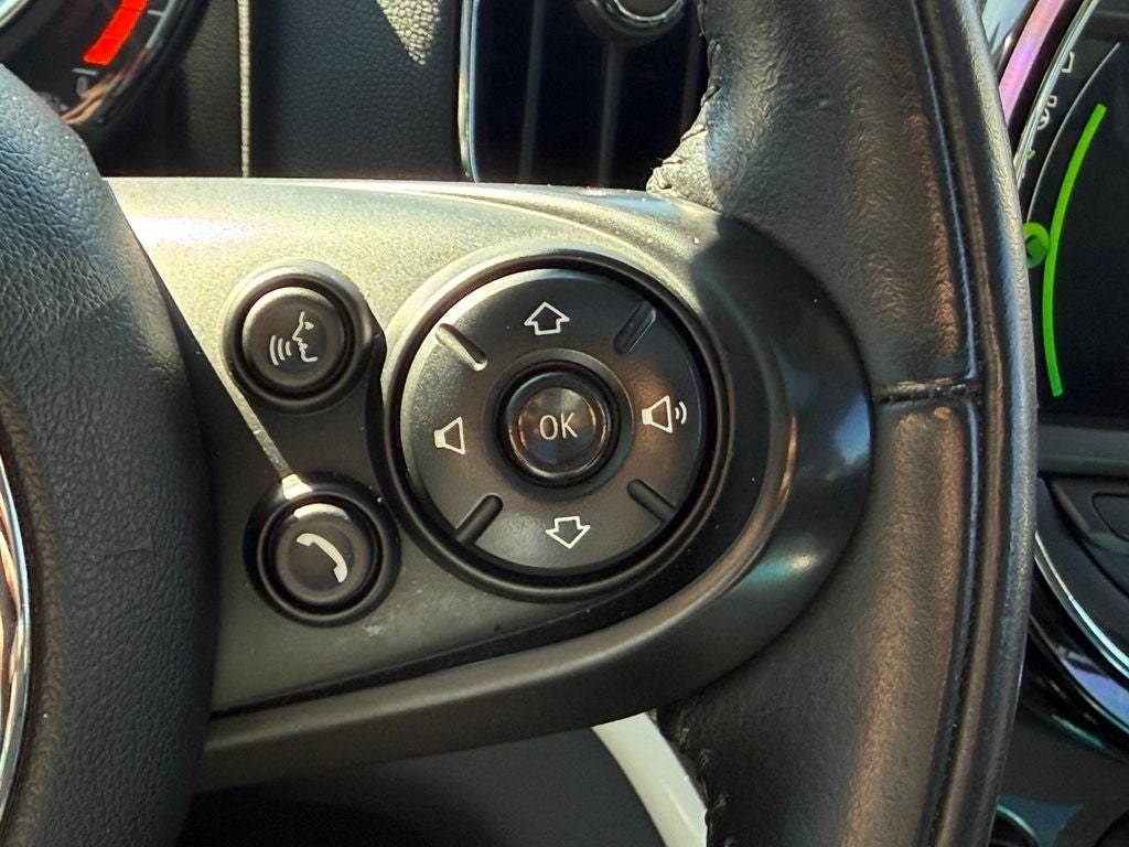 2018 MINI COUNTRYMAN Base