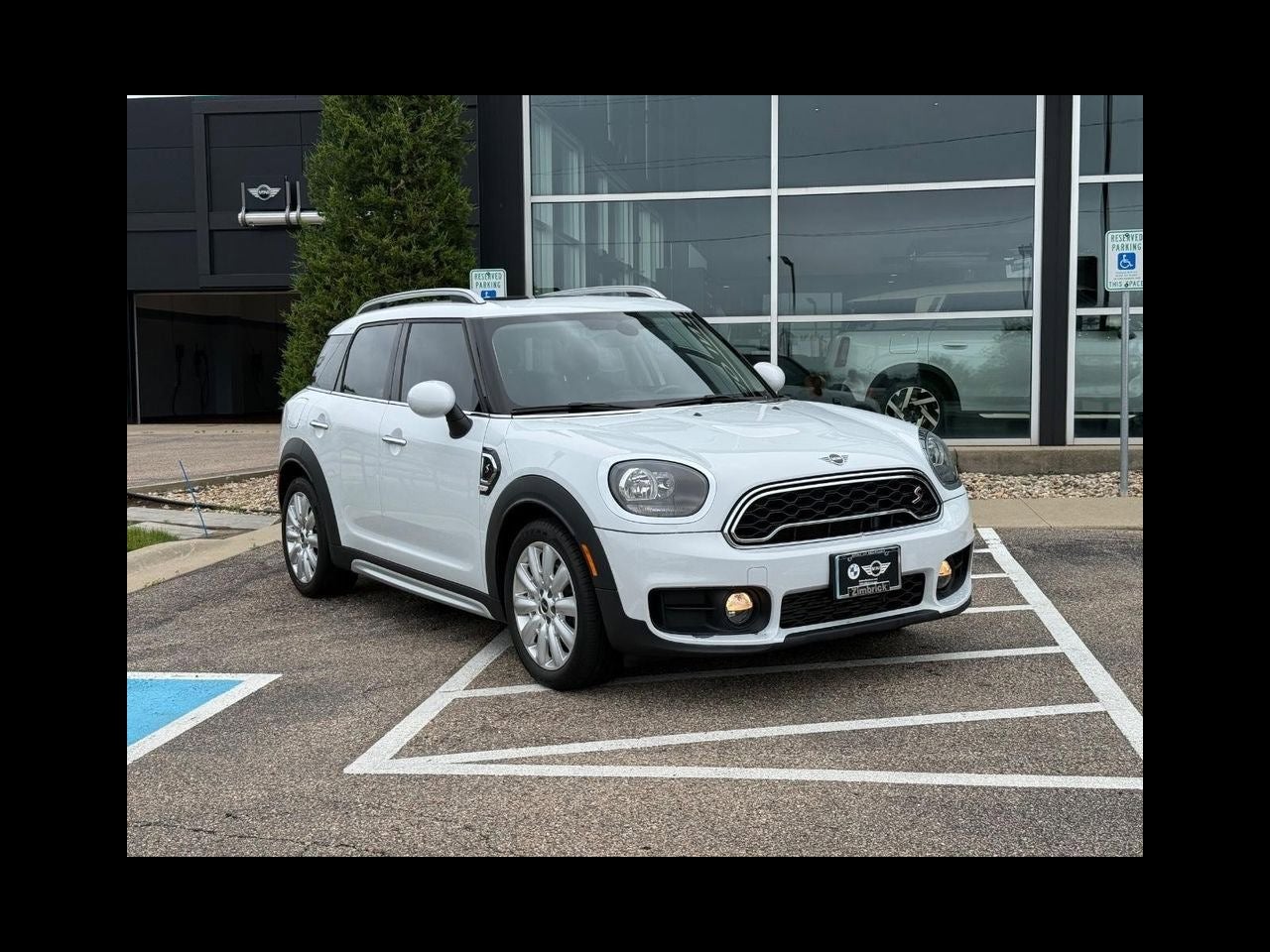2019 MINI COUNTRYMAN CLASSIC