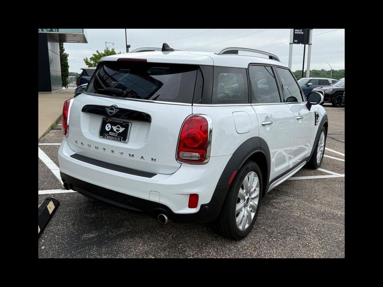 2019 MINI COUNTRYMAN CLASSIC
