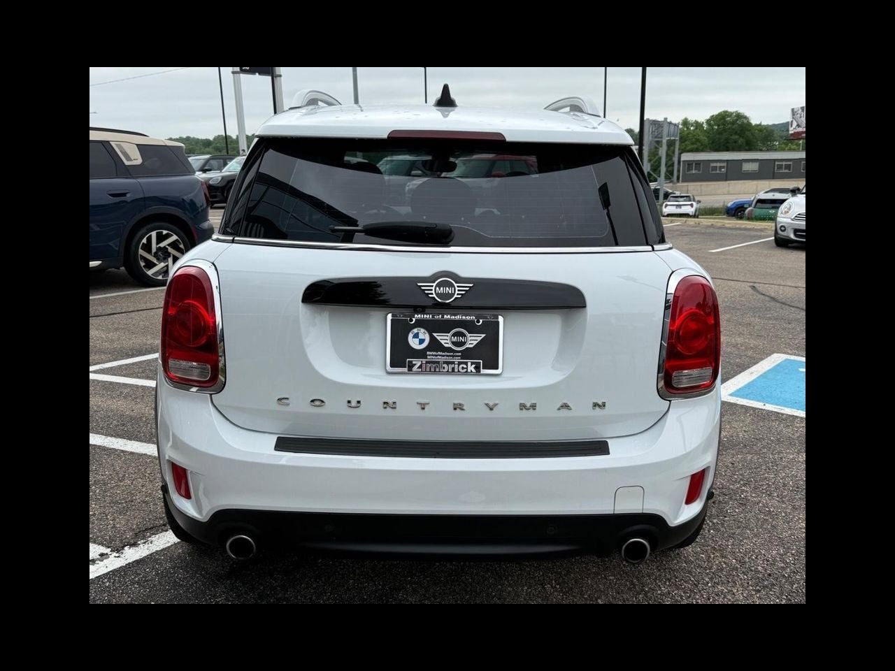 2019 MINI COUNTRYMAN CLASSIC