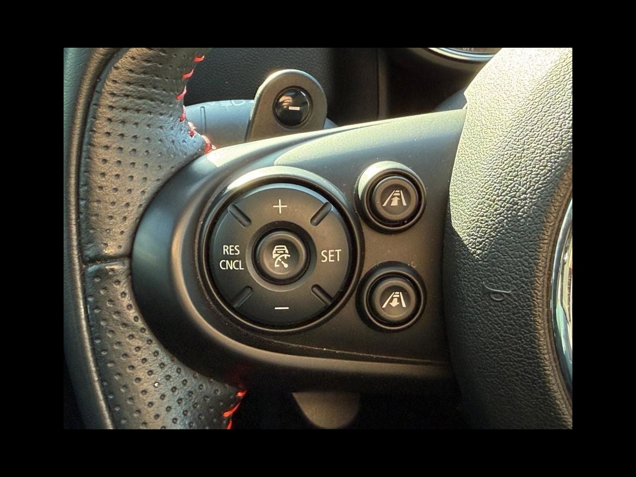 2020 MINI COUNTRYMAN ICONIC