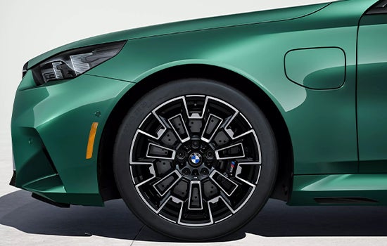The BMW M5 Touring’s tire wheel. | BMW of Madison in Madison WI